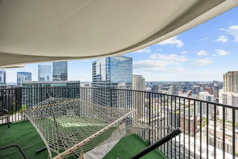 300 North State Street Chicago IL 60654