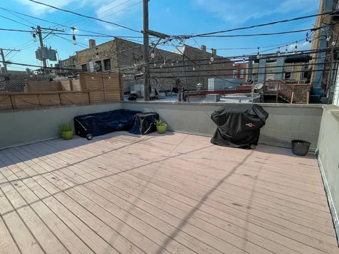 1506 West Superior Street Chicago IL 60642