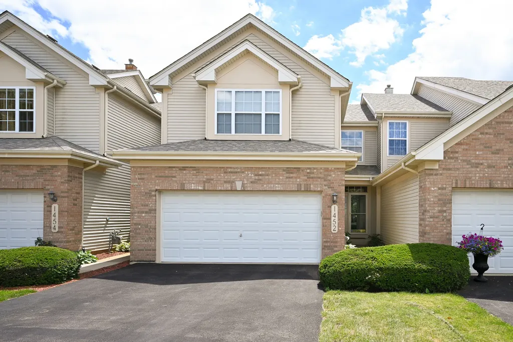 1452 Quincy Bridge Court Bartlett IL 60103