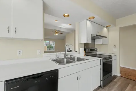 3106 Sharon Drive Champaign IL 61822