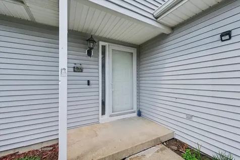 3106 Sharon Drive Champaign IL 61822