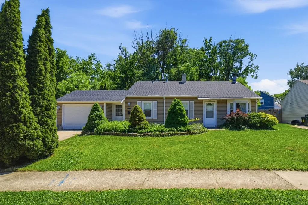 123 Edgewood Drive Streamwood IL 60107