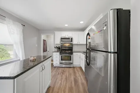 123 Edgewood Drive Streamwood IL 60107