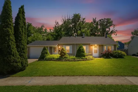 123 Edgewood Drive Streamwood IL 60107