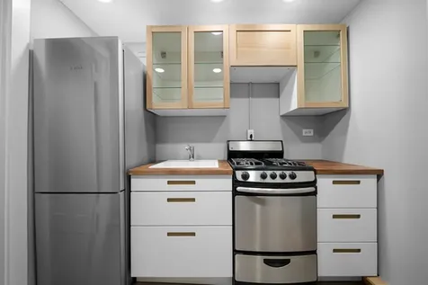 604 West Addison Street Chicago IL 60613