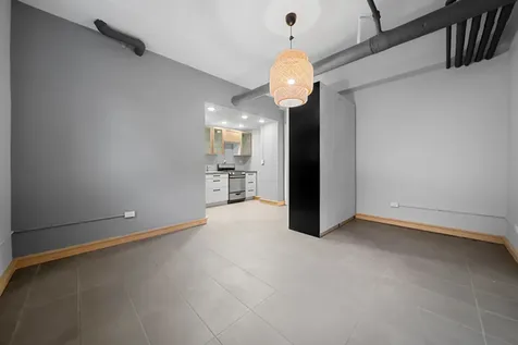 604 West Addison Street Chicago IL 60613