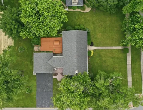 328 Milburn Avenue Crete IL 60417