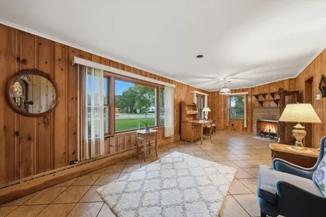 328 Milburn Avenue Crete IL 60417