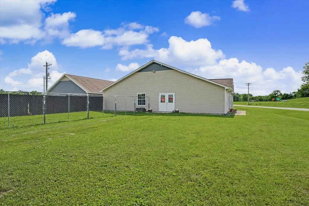 2201 Kickapoo Drive Danville IL 61832