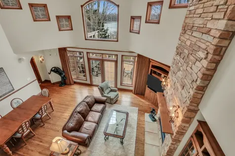 38856 North Cedar Crest Drive Lake Villa IL 60046