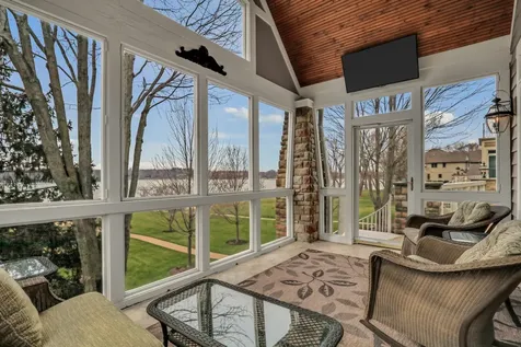 38856 North Cedar Crest Drive Lake Villa IL 60046