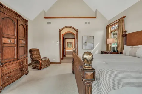 38856 North Cedar Crest Drive Lake Villa IL 60046