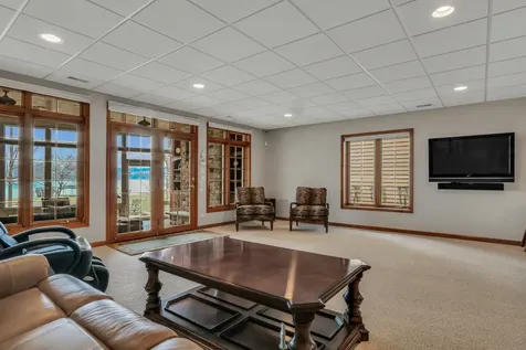 38856 North Cedar Crest Drive Lake Villa IL 60046