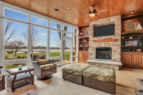 38856 North Cedar Crest Drive Lake Villa IL 60046