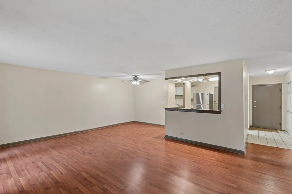 2211 South Stewart Avenue Lombard IL 60148