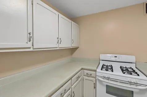 2211 South Stewart Avenue Lombard IL 60148