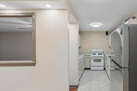 2211 South Stewart Avenue Lombard IL 60148