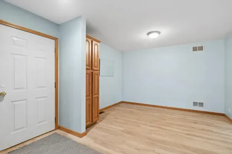 10116 Lund Avenue Algonquin IL 60102