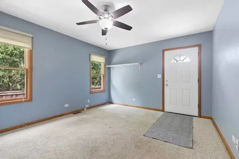 10116 Lund Avenue Algonquin IL 60102