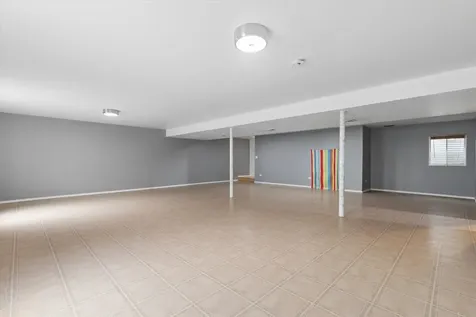 10116 Lund Avenue Algonquin IL 60102