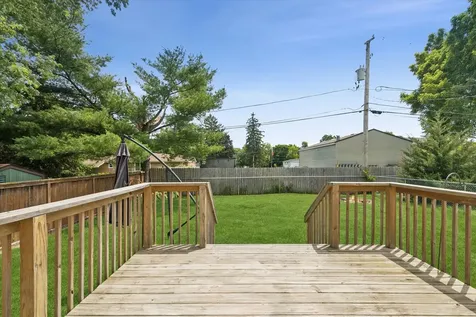 10116 Lund Avenue Algonquin IL 60102