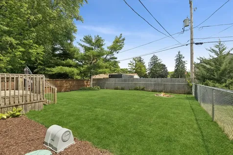 10116 Lund Avenue Algonquin IL 60102