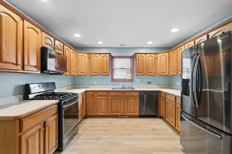10116 Lund Avenue Algonquin IL 60102