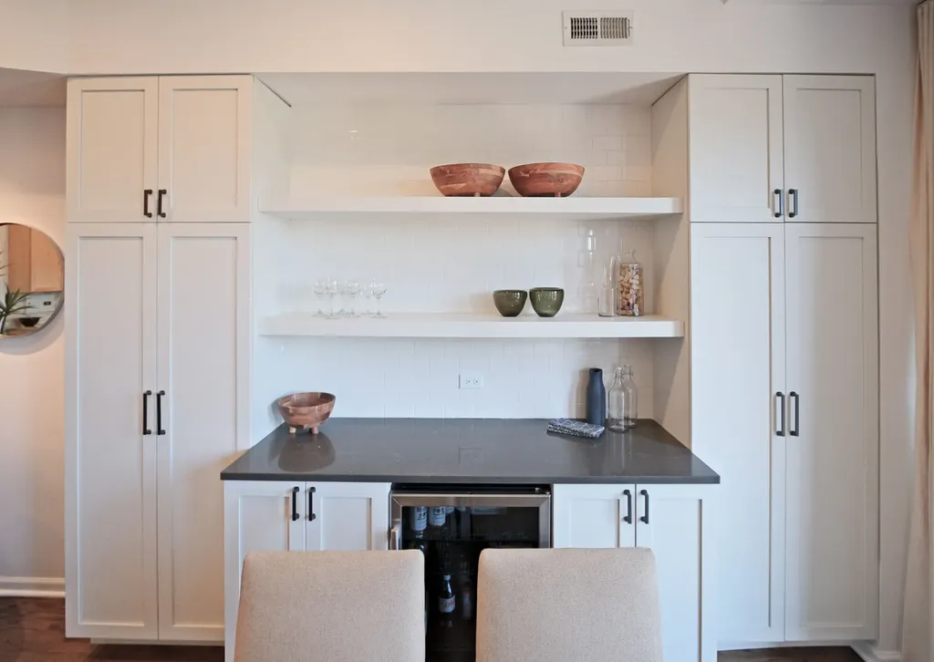 2524 North Willetts Court Chicago IL 60647