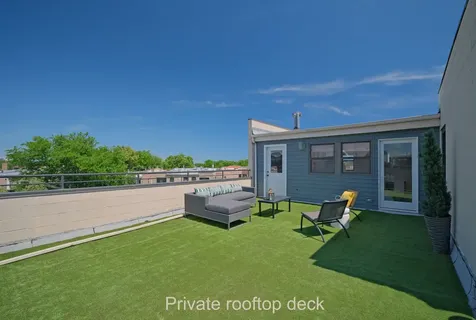 2524 North Willetts Court Chicago IL 60647