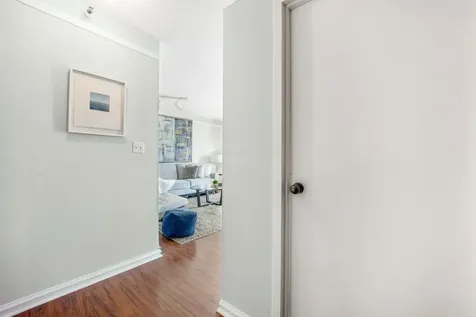 10 East Ontario Street Chicago IL 60611