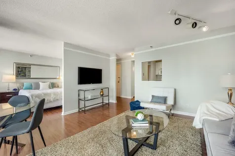 10 East Ontario Street Chicago IL 60611