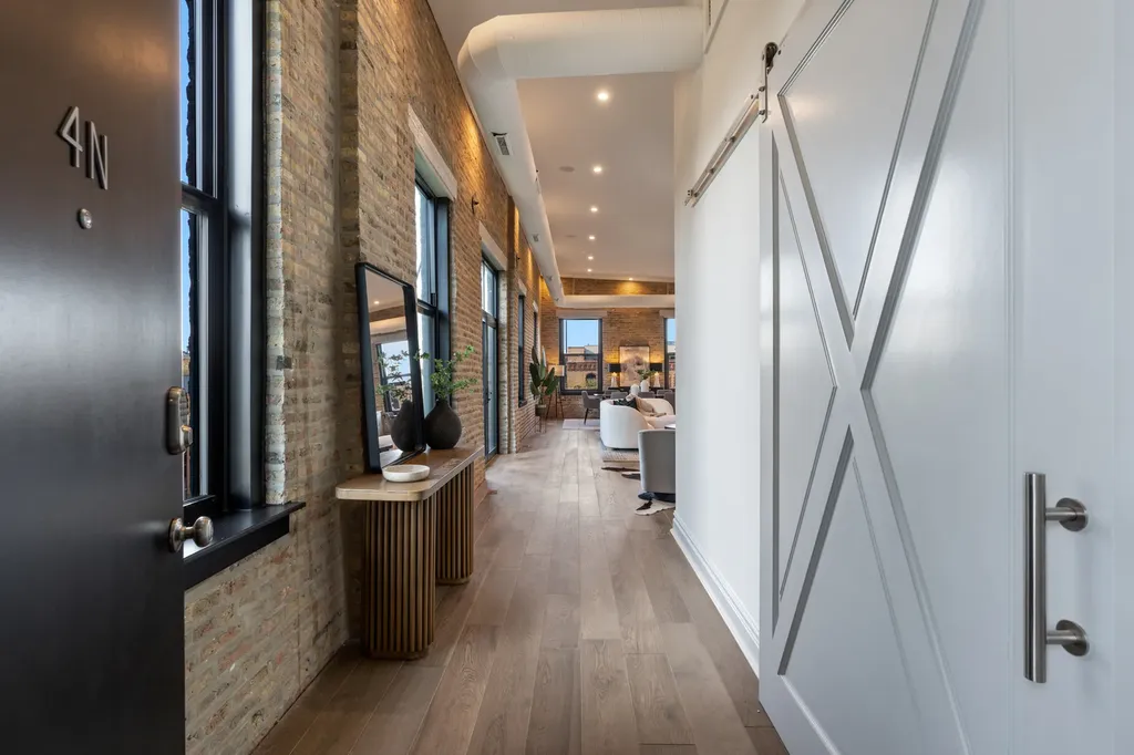 401 North Aberdeen Street Chicago IL 60642