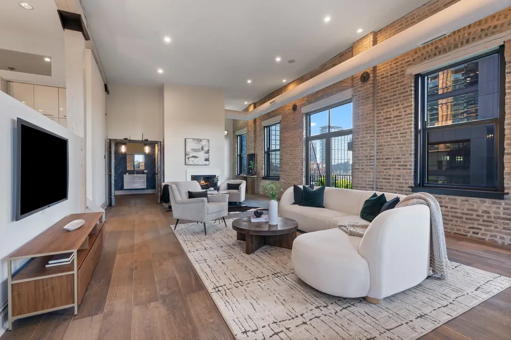 401 North Aberdeen Street Chicago IL 60642