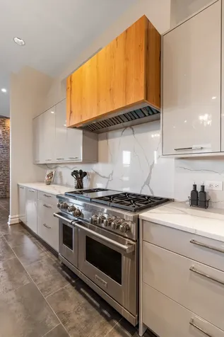 401 North Aberdeen Street Chicago IL 60642