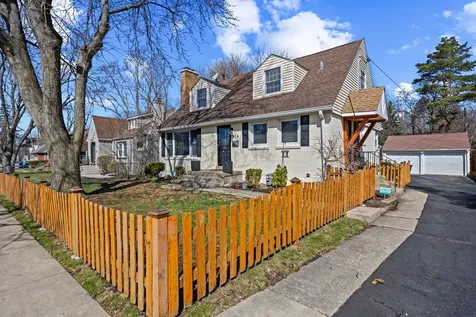 914 Central Avenue Deerfield IL 60015
