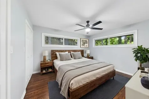 227 Woodland Road Libertyville IL 60048