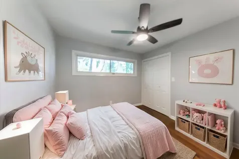227 Woodland Road Libertyville IL 60048