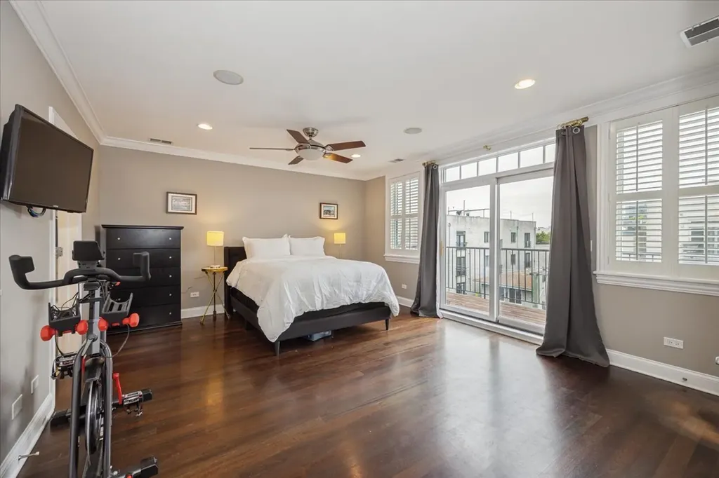 1510 North Cleveland Avenue Chicago IL 60610