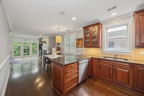 1510 North Cleveland Avenue Chicago IL 60610