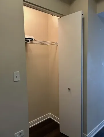130 North Garland Court Chicago IL 60602
