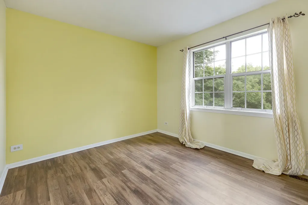 1175 Regency Drive Schaumburg IL 60193