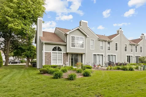 1175 Regency Drive Schaumburg IL 60193