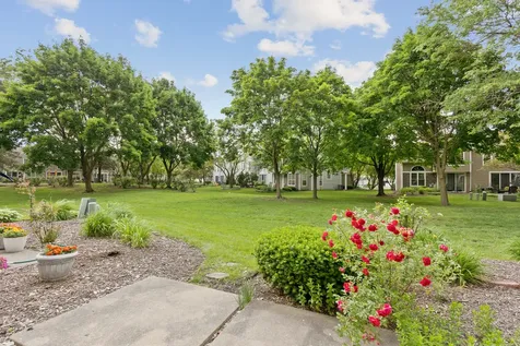 1175 Regency Drive Schaumburg IL 60193