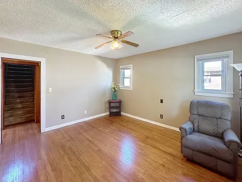 166 16TH Avenue East Moline IL 61244