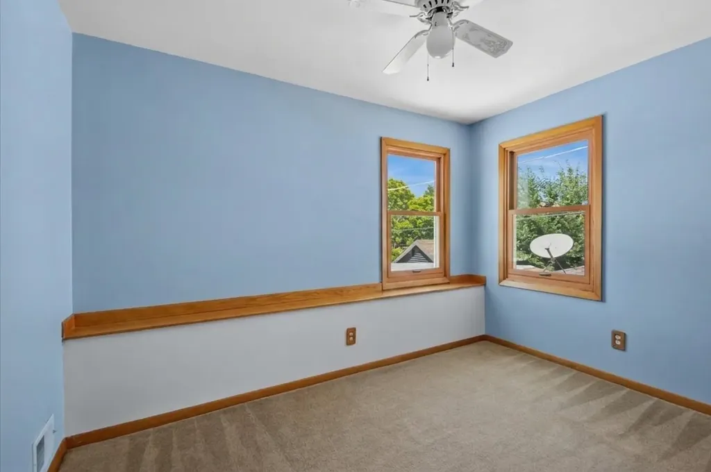 6132 North Overhill Avenue Chicago IL 60631