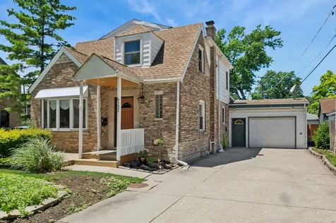 6132 North Overhill Avenue Chicago IL 60631