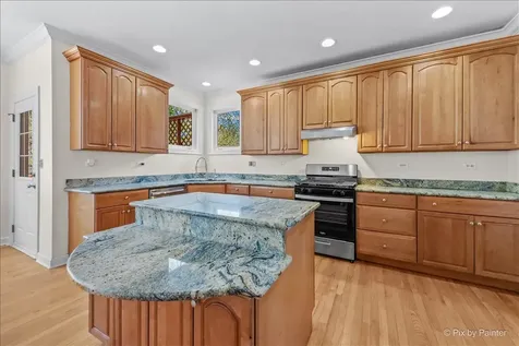 21428 West Crescent Drive Mundelein IL 60060