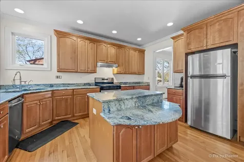 21428 West Crescent Drive Mundelein IL 60060