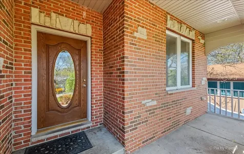 21428 West Crescent Drive Mundelein IL 60060