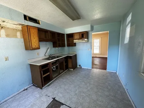 302 East Prospect Street Kewanee IL 61443